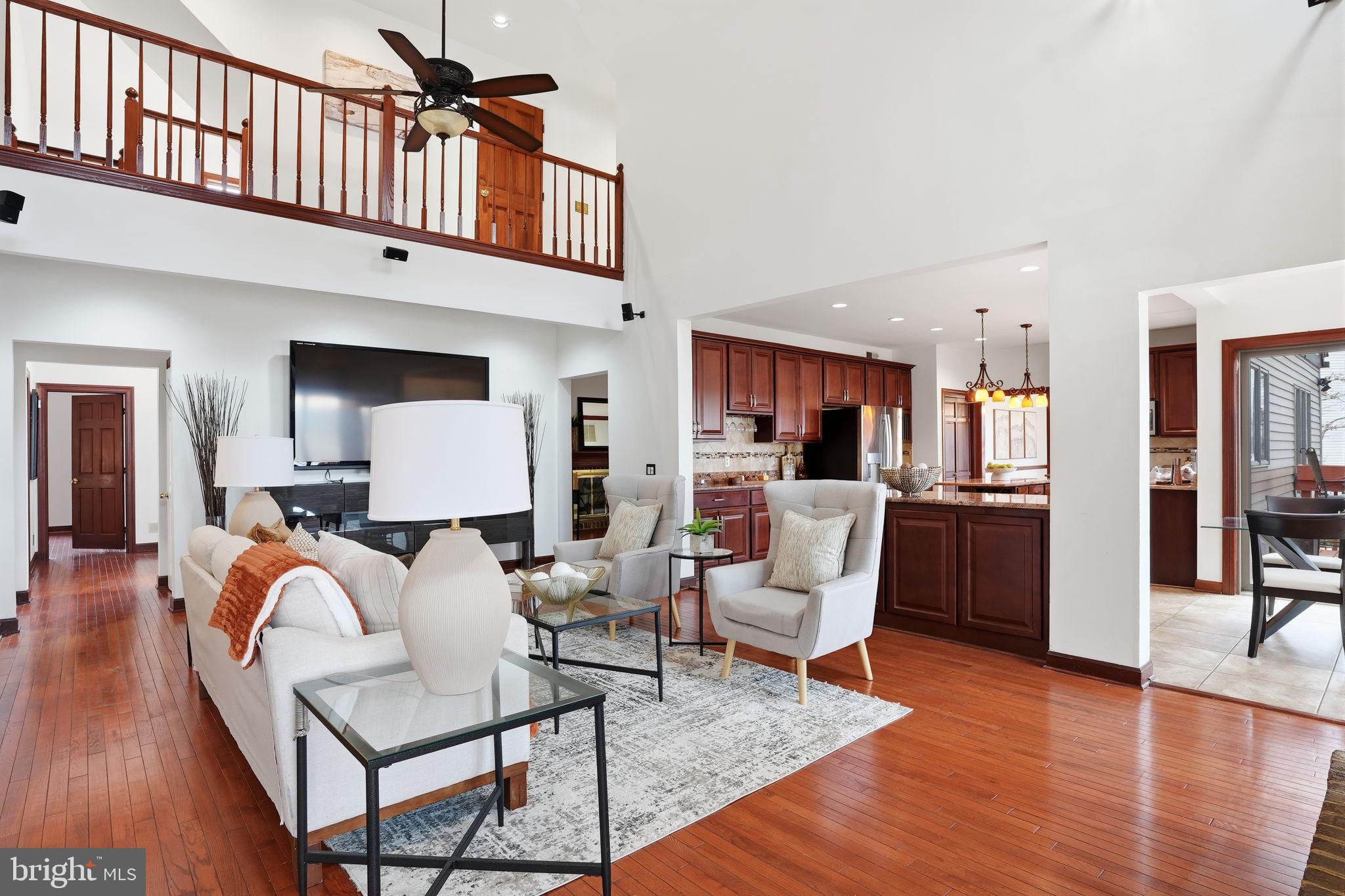 BATTERSEA ON THE BAY - Residential