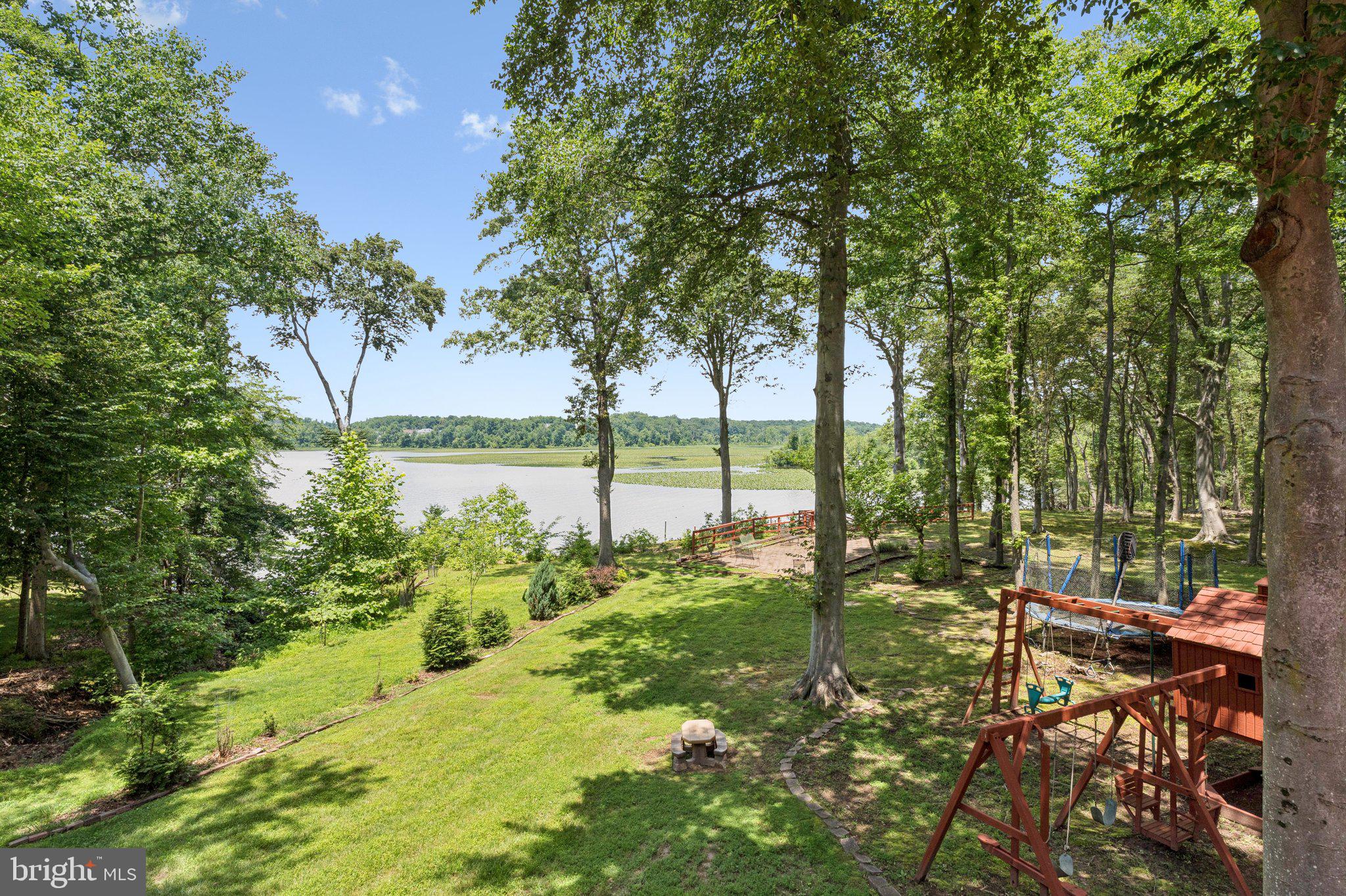BATTERSEA ON THE BAY - Residential