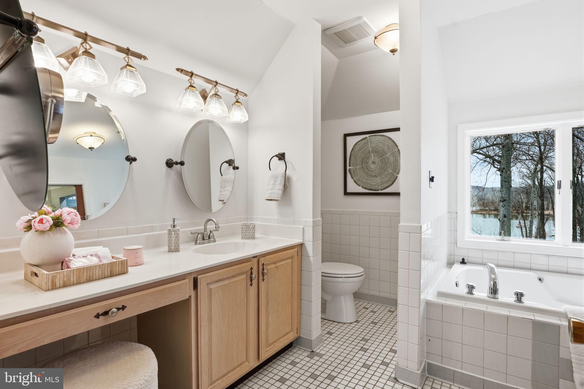 BATTERSEA ON THE BAY - Residential