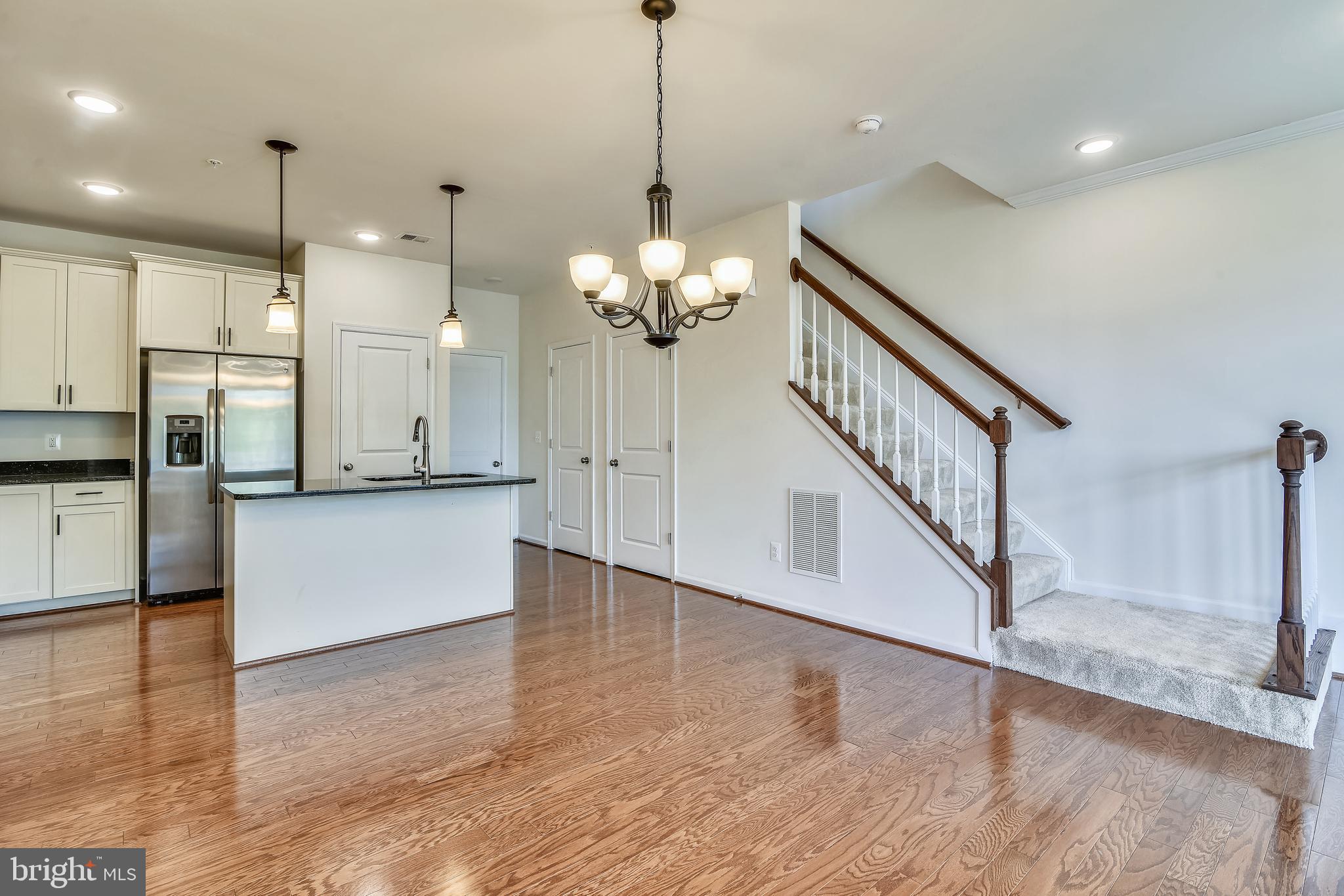 LOFTS AT VILLAGE WALK - Residential