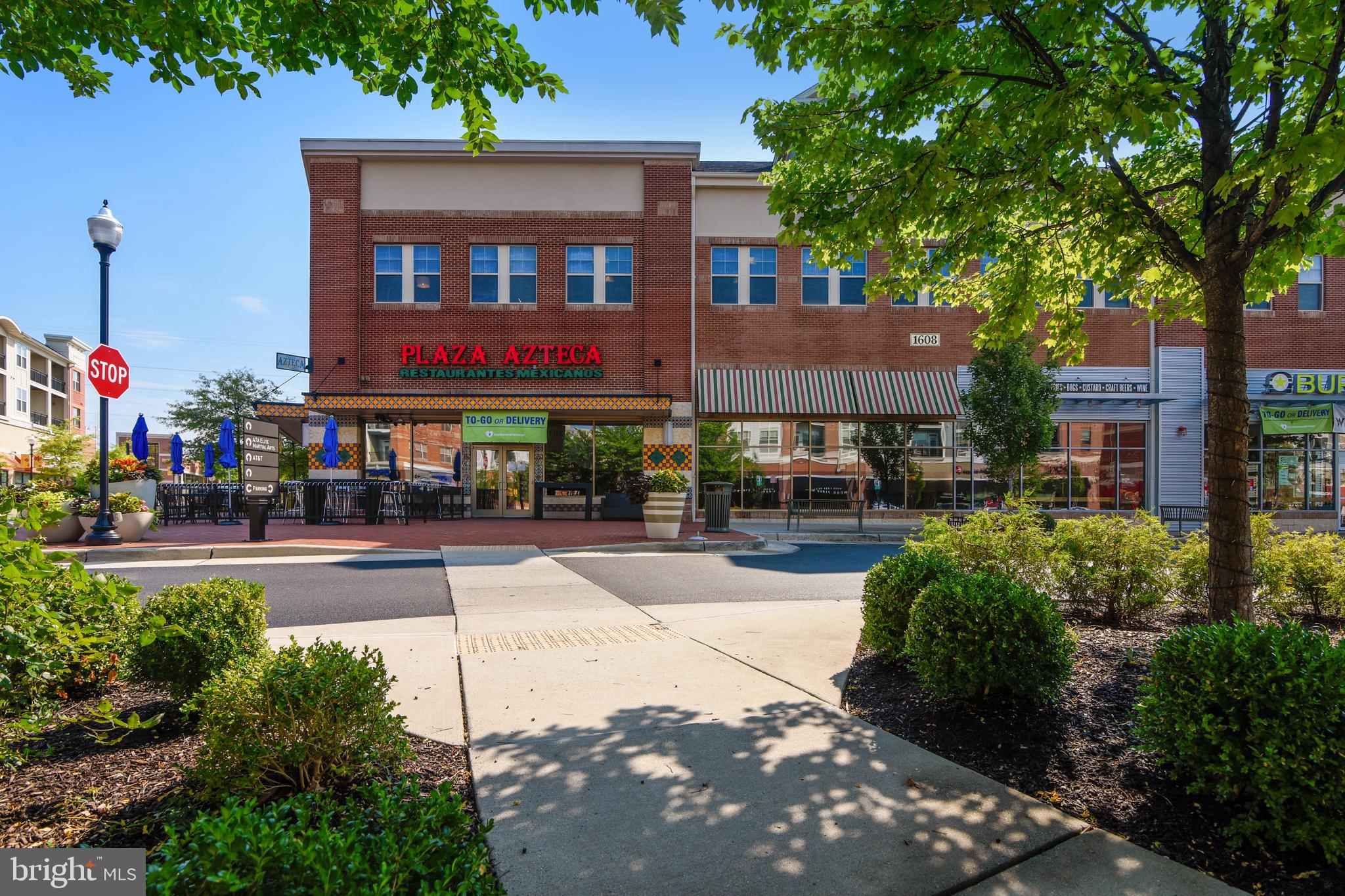 LOFTS AT VILLAGE WALK - Residential