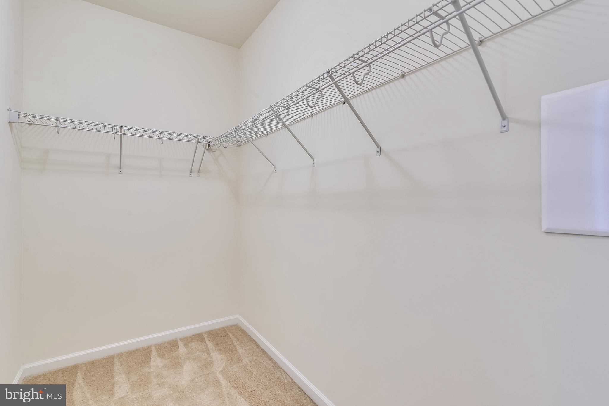 LOFTS AT VILLAGE WALK - Residential