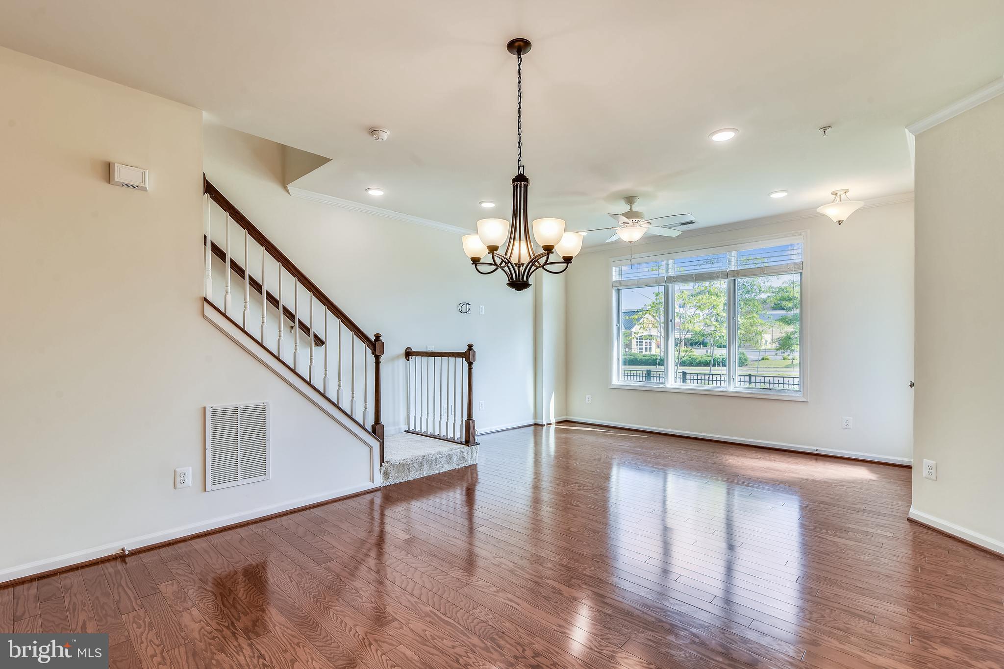 LOFTS AT VILLAGE WALK - Residential