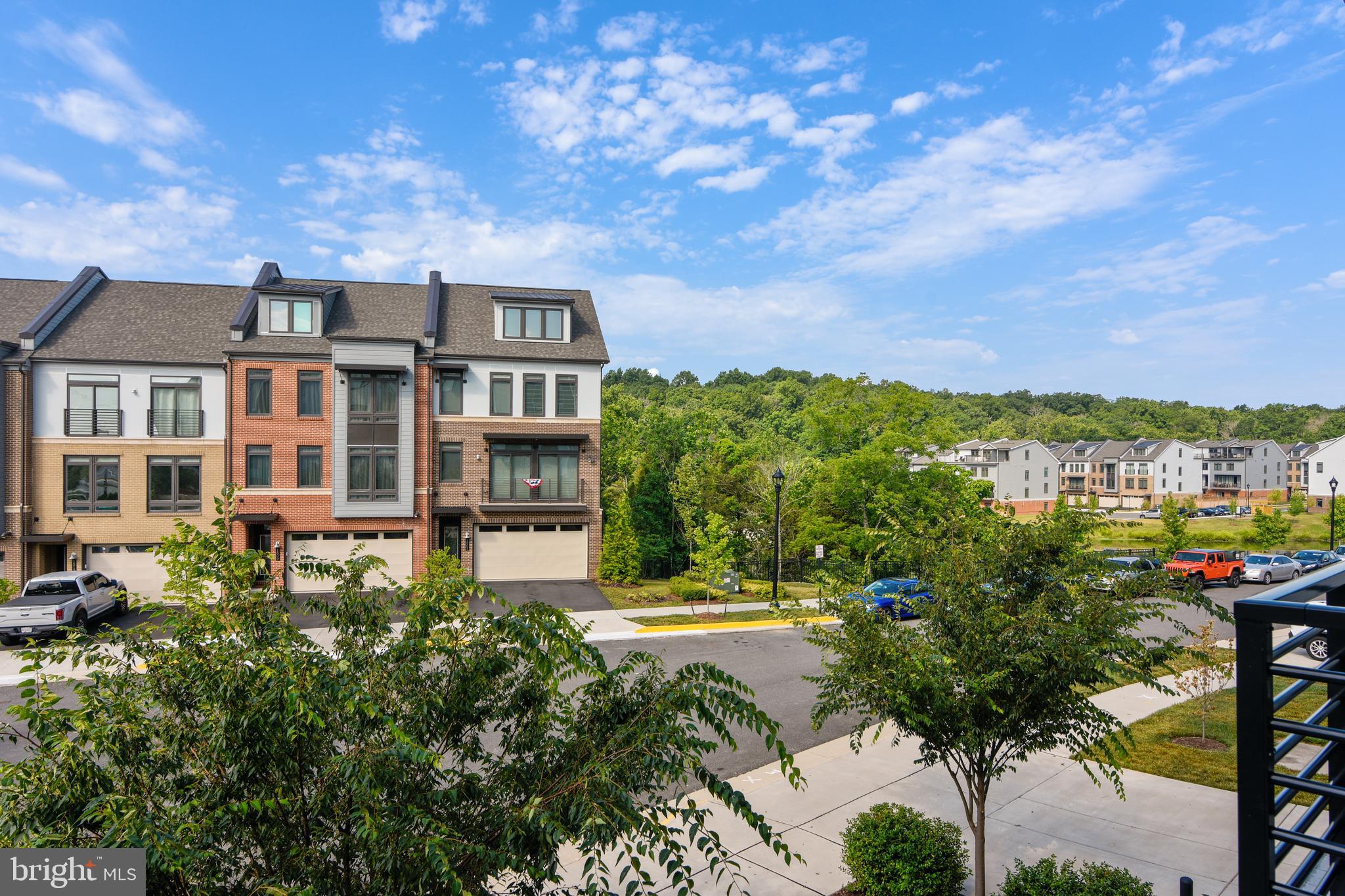 LOFTS AT VILLAGE WALK - Residential