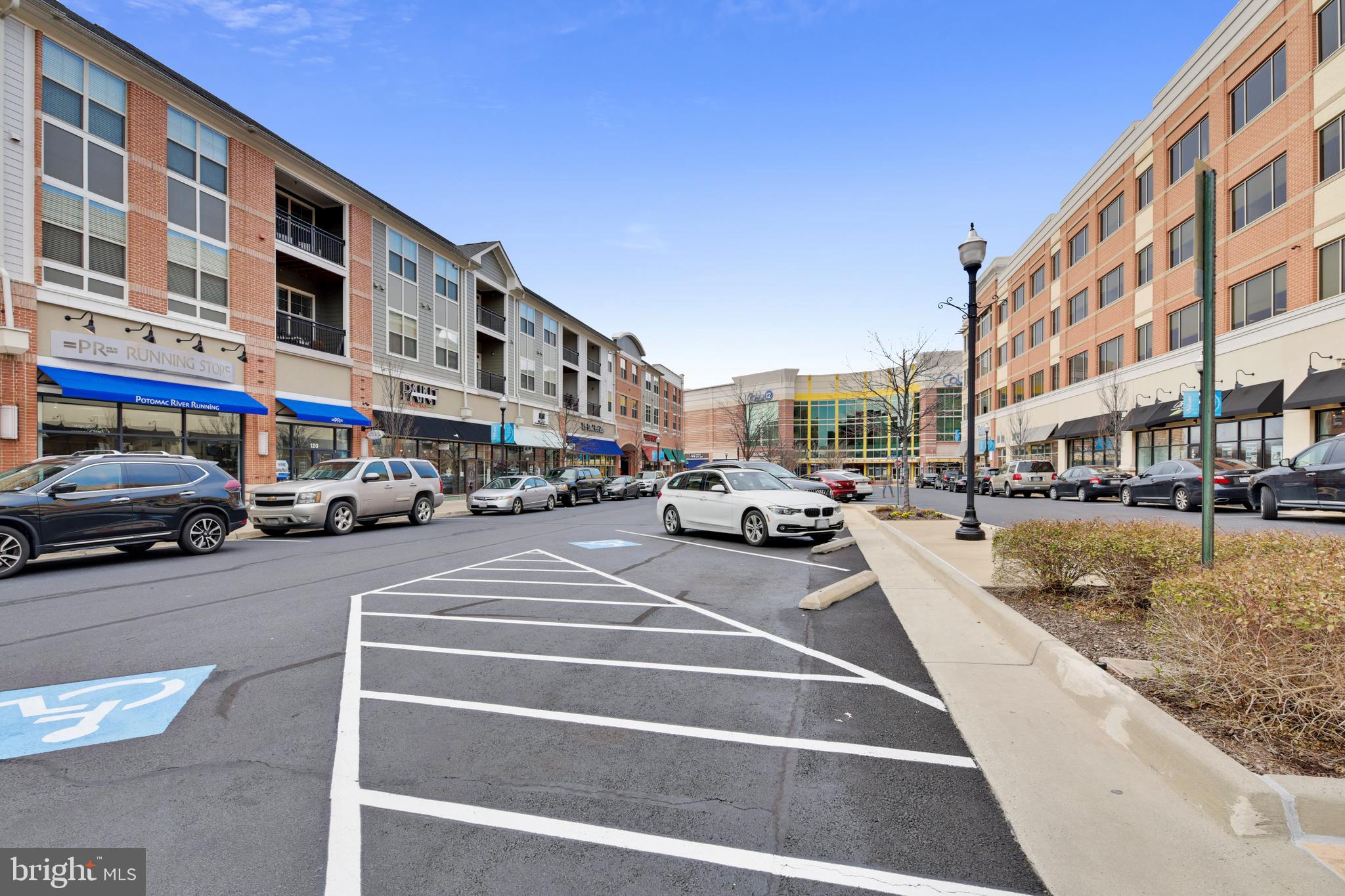 LOFTS AT VILLAGE WALK - Residential