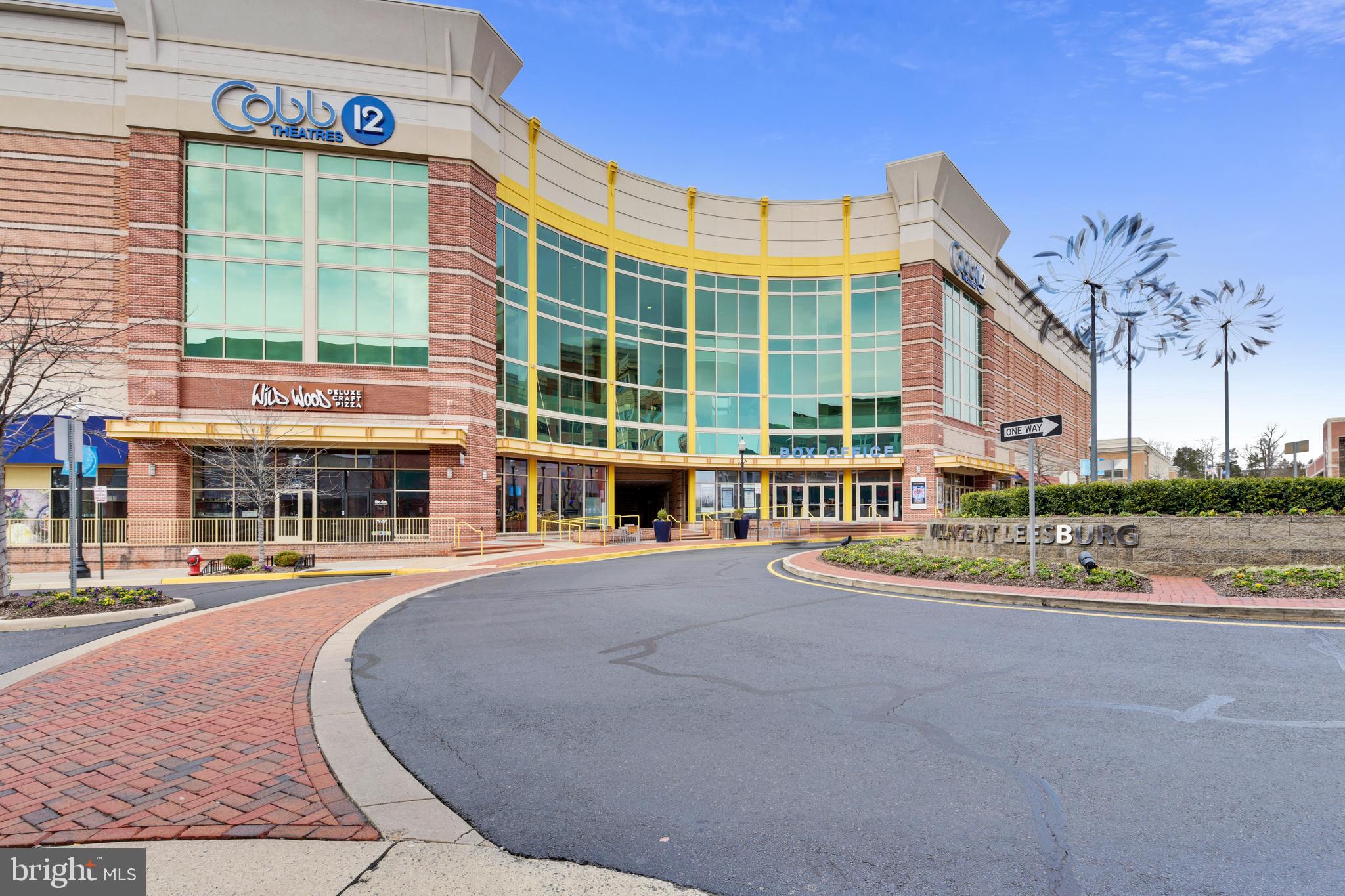 LOFTS AT VILLAGE WALK - Residential