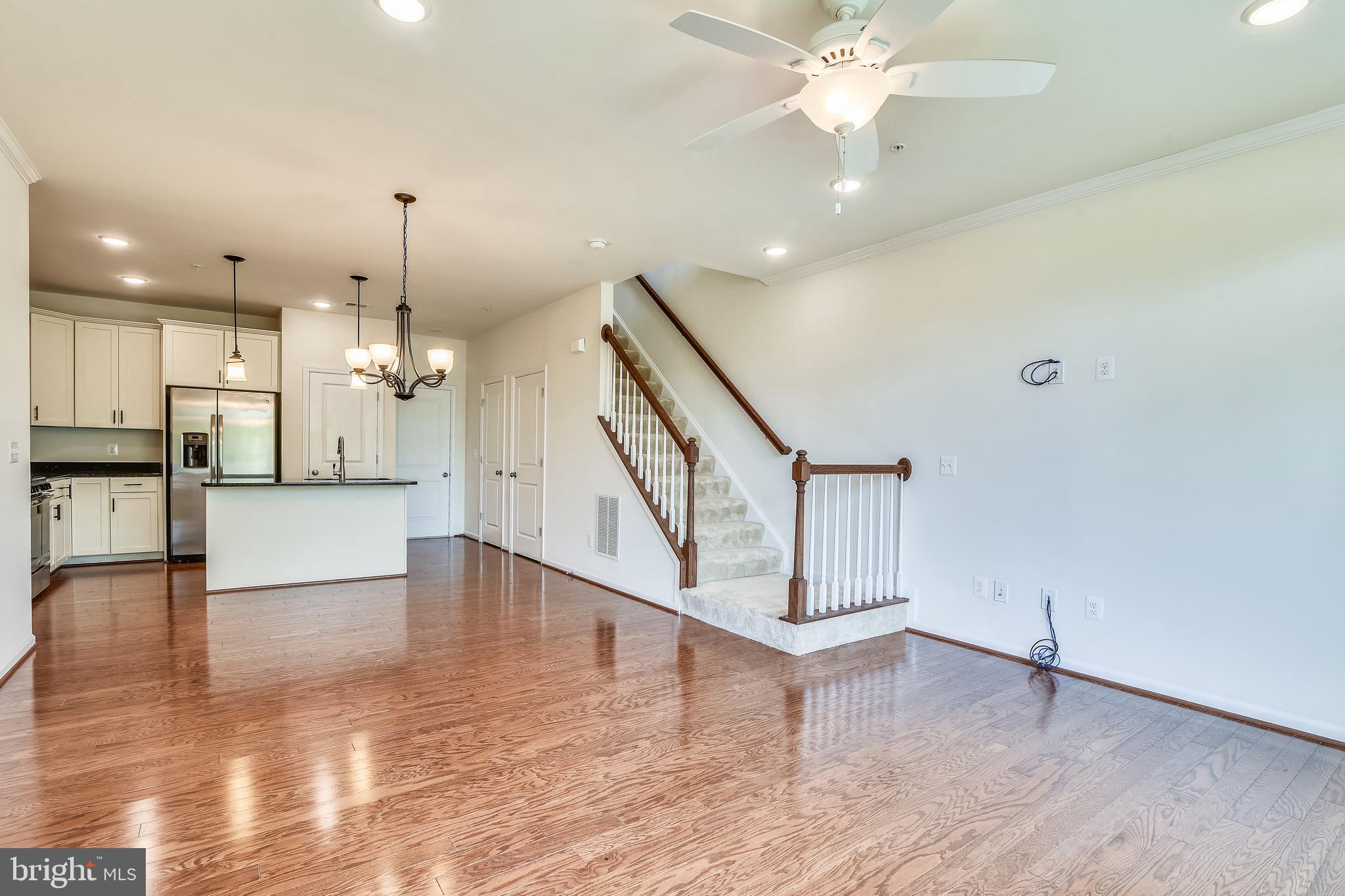 LOFTS AT VILLAGE WALK - Residential