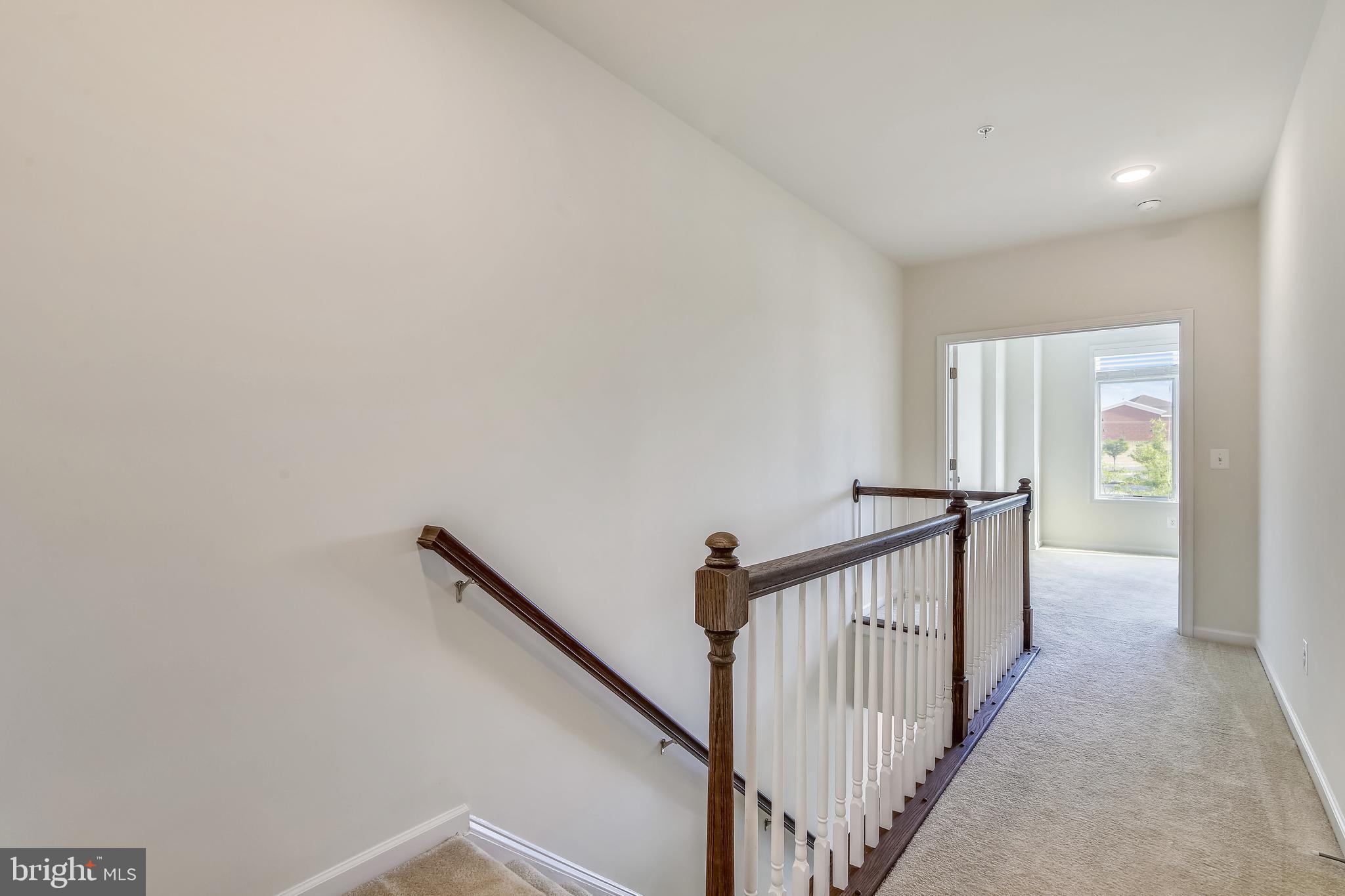 LOFTS AT VILLAGE WALK - Residential