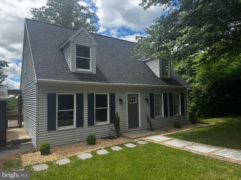 Homes For Sale - 514 N Turner Street<br/> HAMBURG, PA 19526