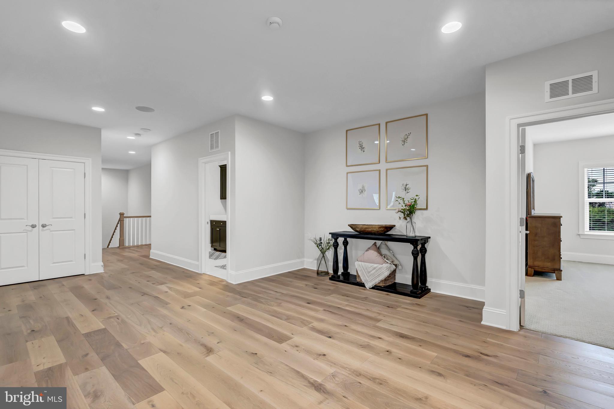 MCINTOSH - Residential