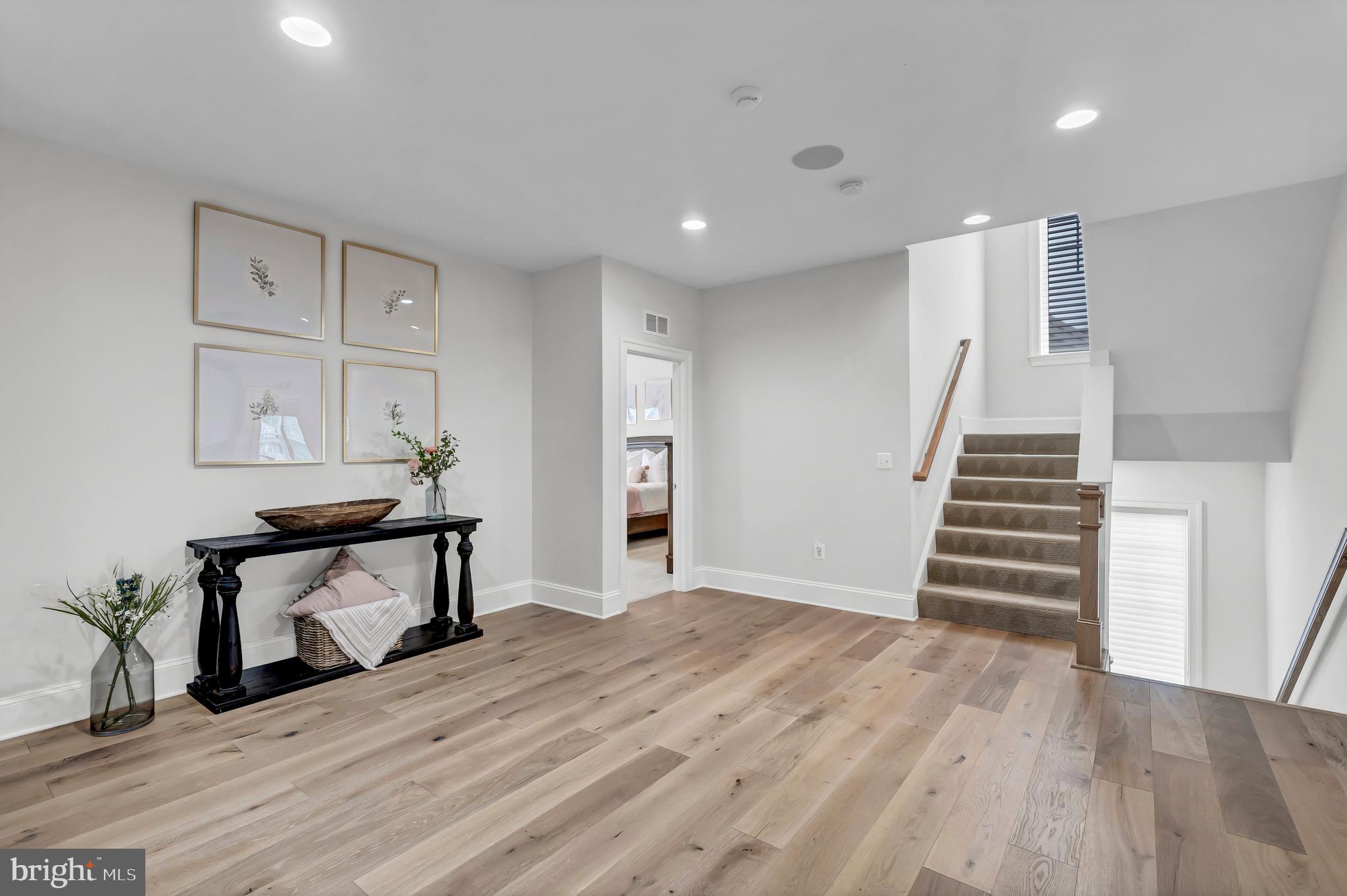 MCINTOSH - Residential