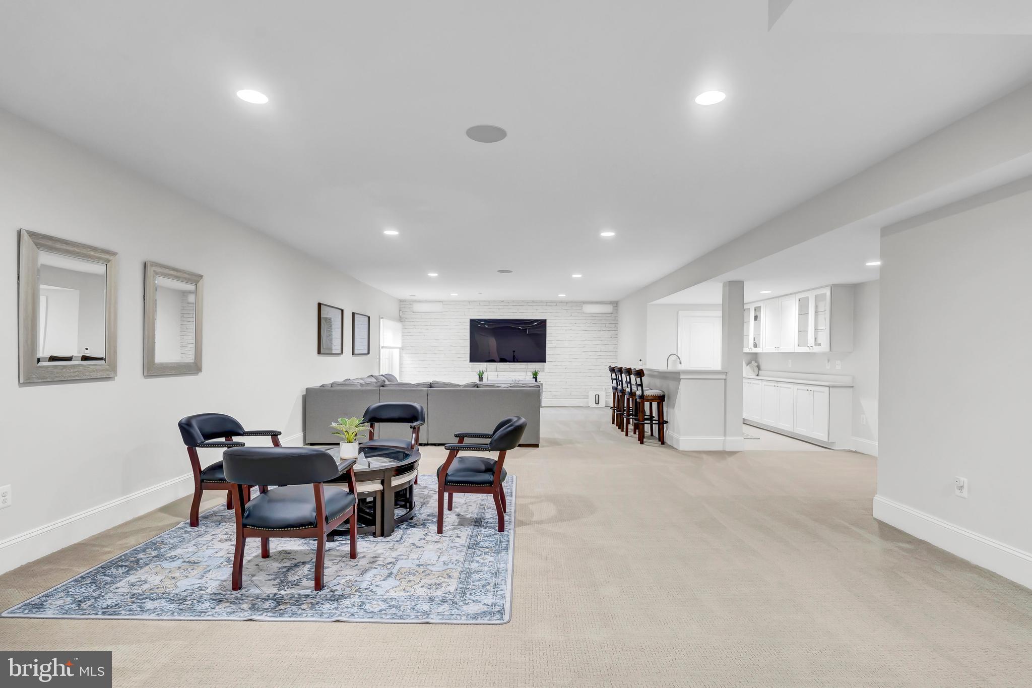 MCINTOSH - Residential