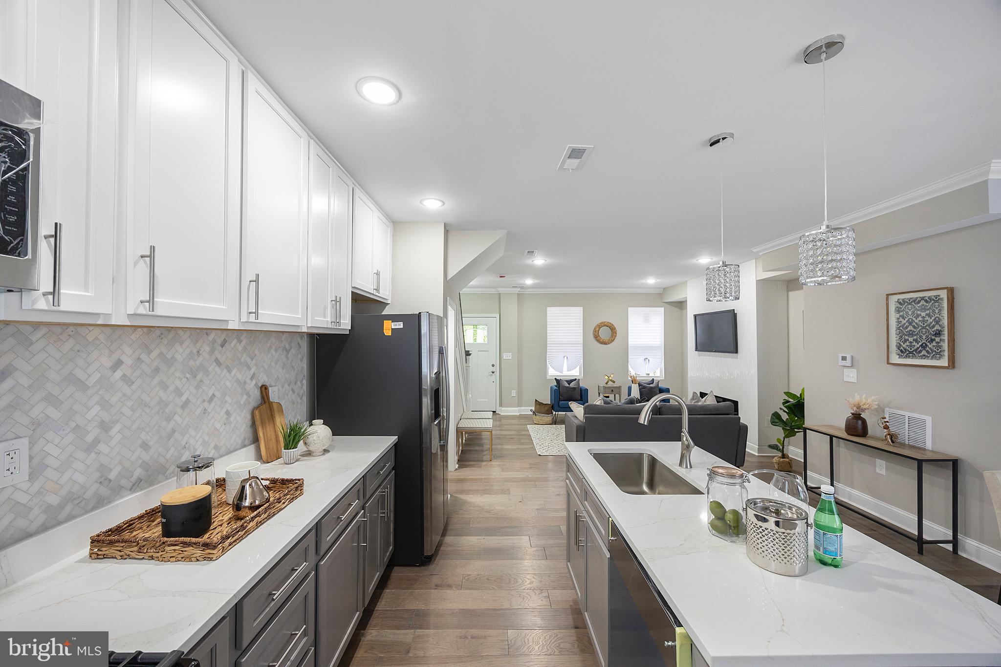 ROSEMONT - Residential