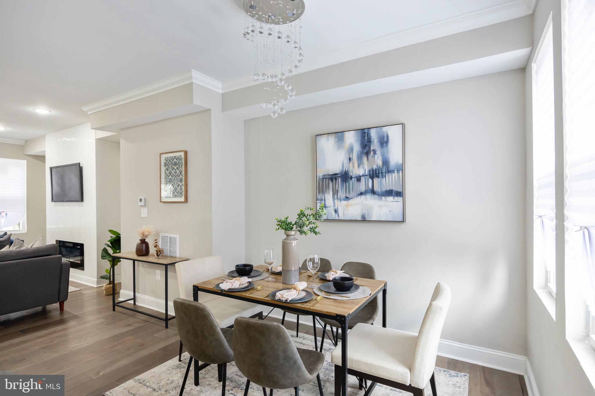 ROSEMONT - Residential