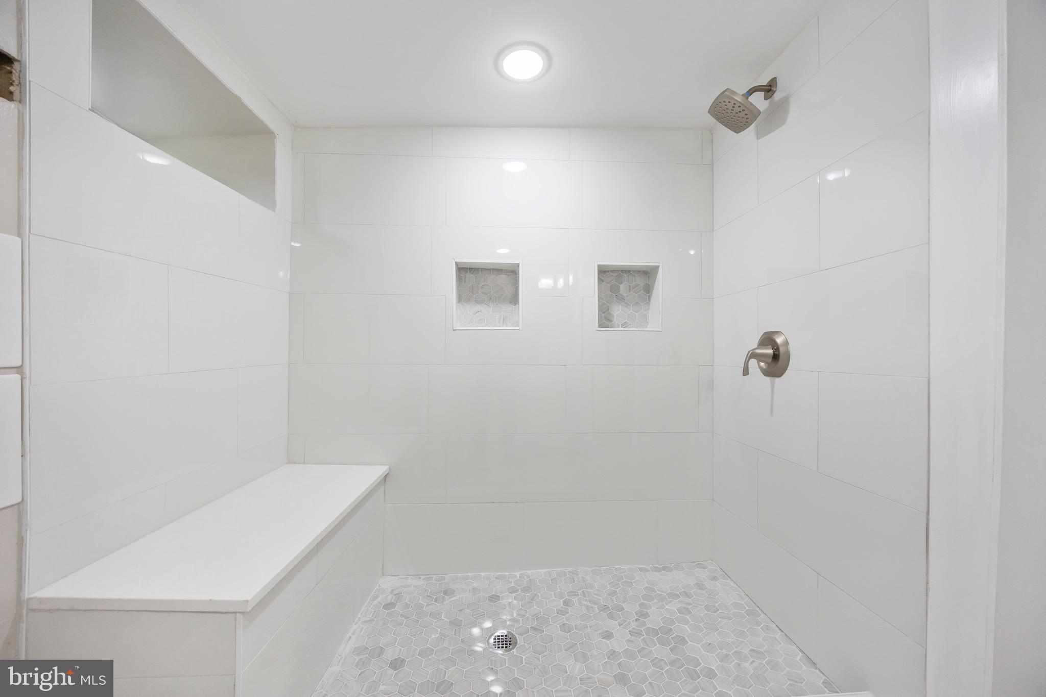 ROSEMONT - Residential