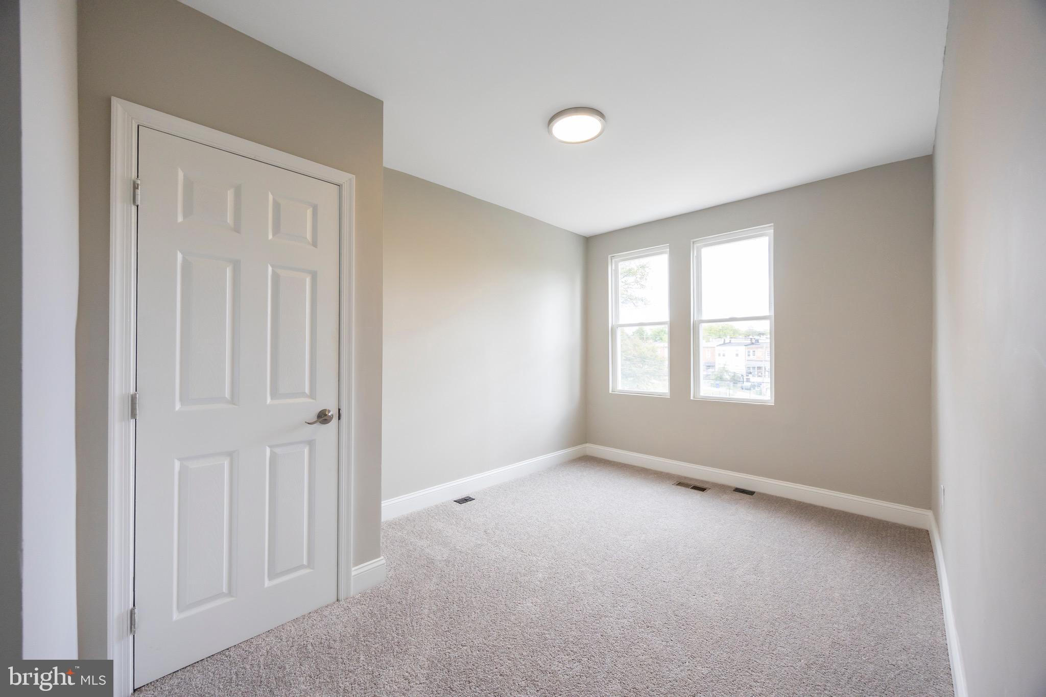 ROSEMONT - Residential