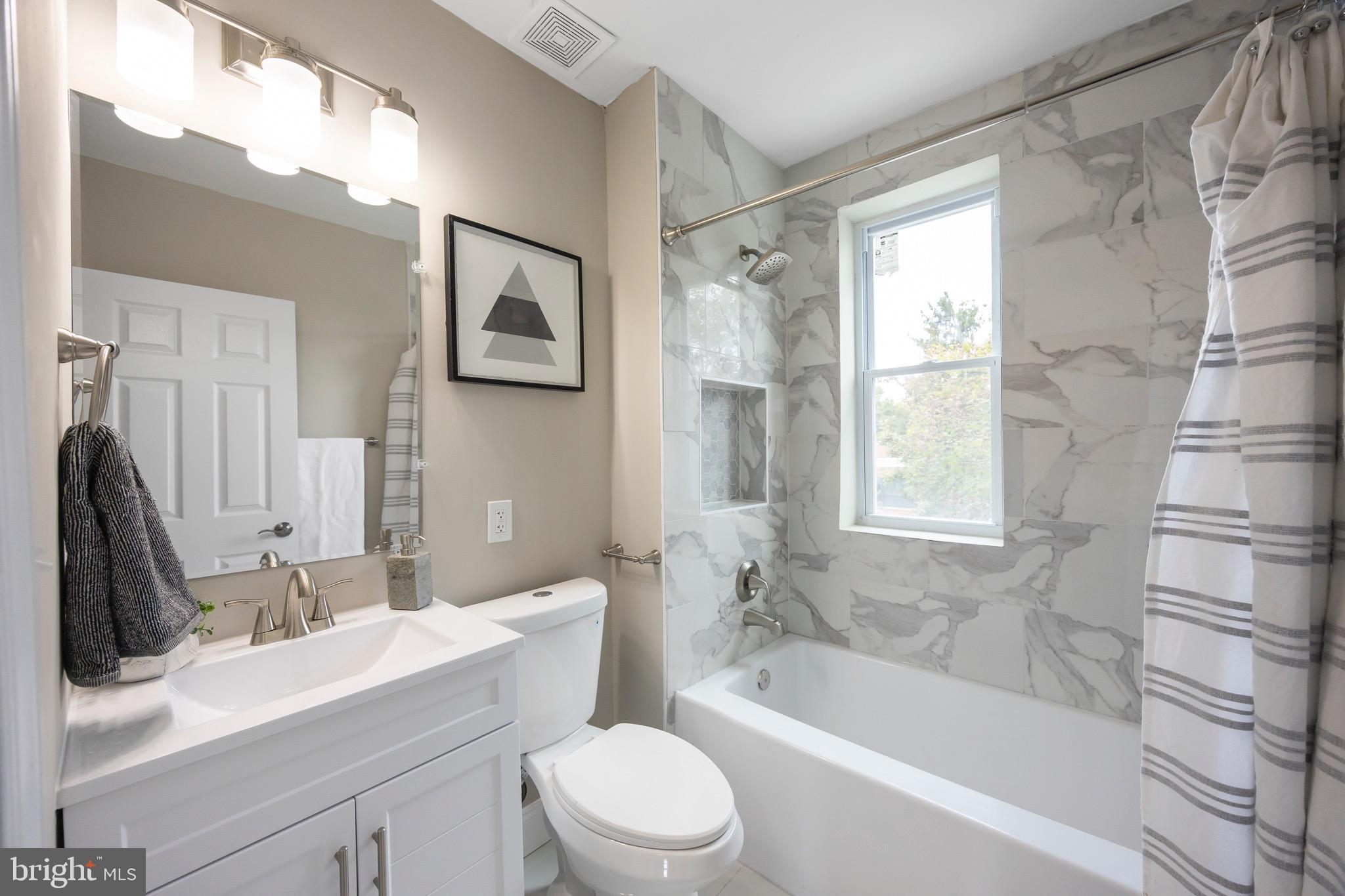 ROSEMONT - Residential