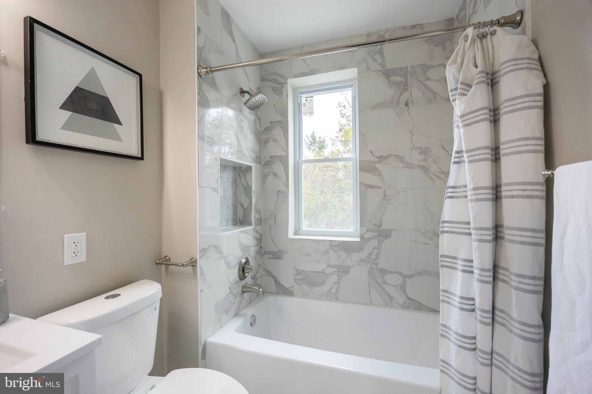 ROSEMONT - Residential