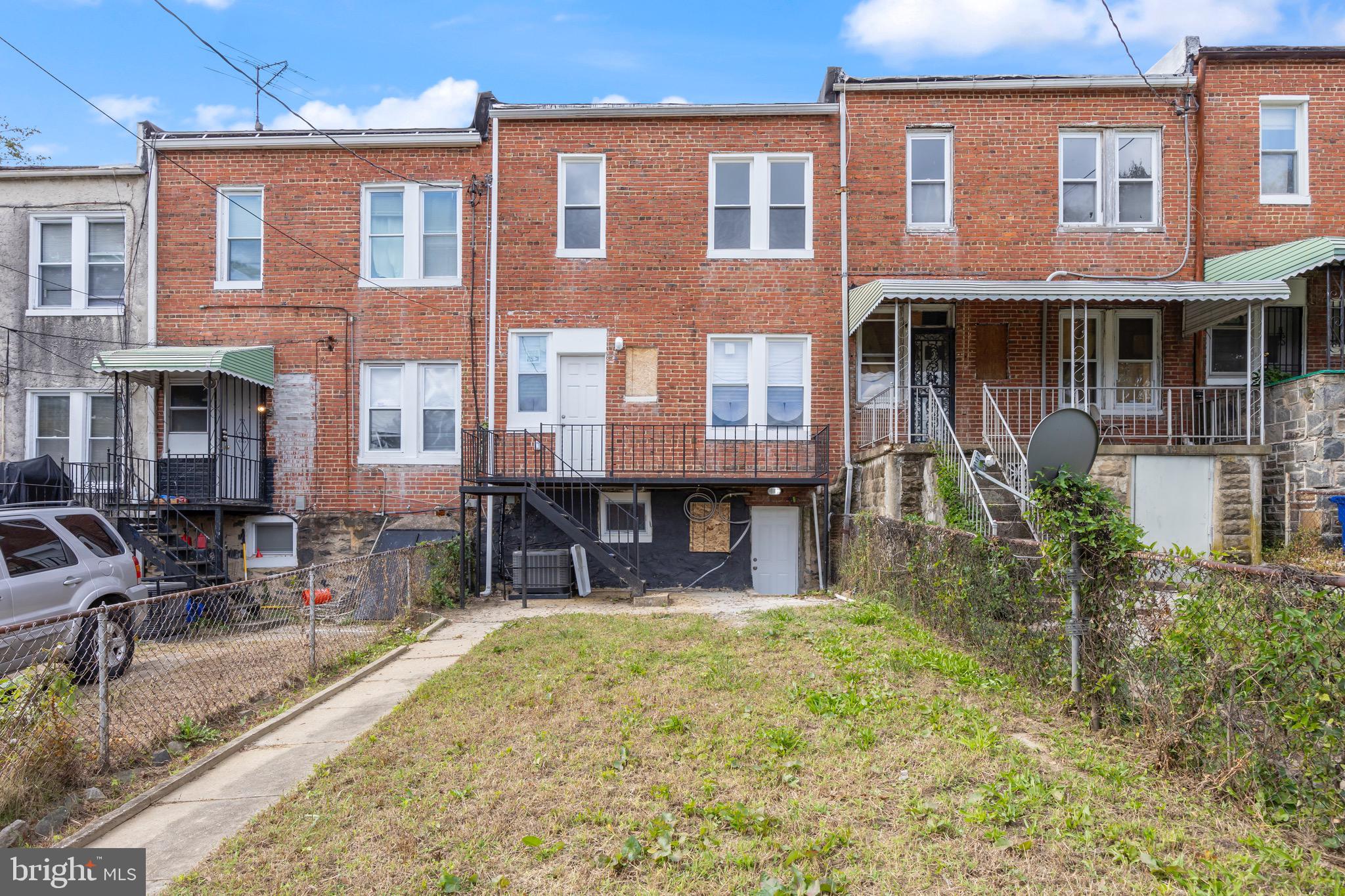 ROSEMONT - Residential