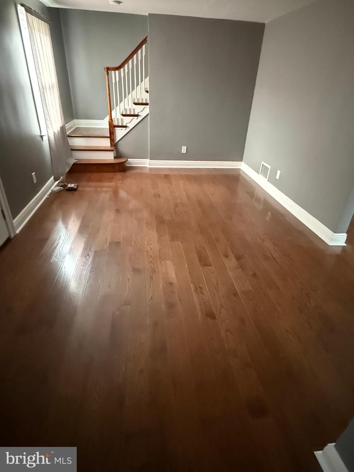 6501 ROOSEVELT AVENUE