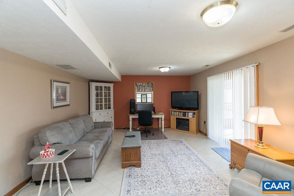 RIDGEVIEW ACRES - Residential