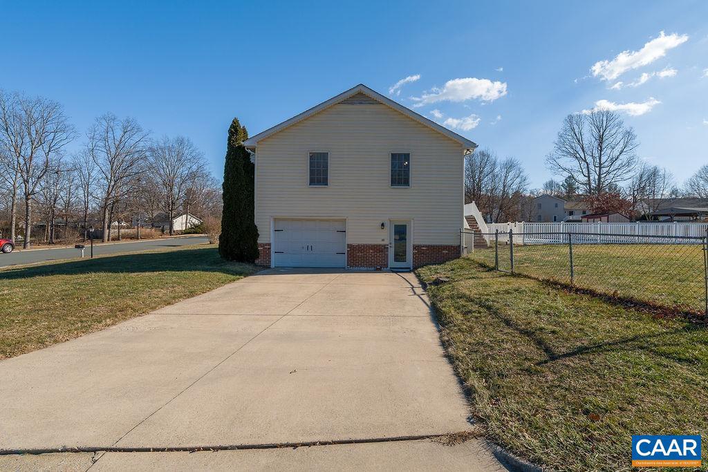 RIDGEVIEW ACRES - Residential