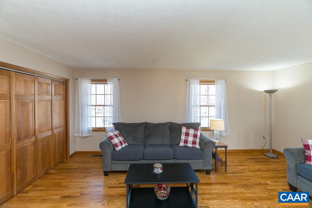 RIDGEVIEW ACRES - Residential