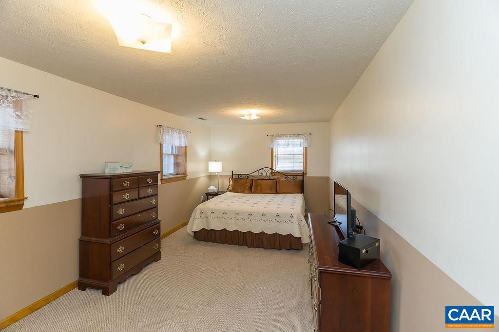 RIDGEVIEW ACRES - Residential