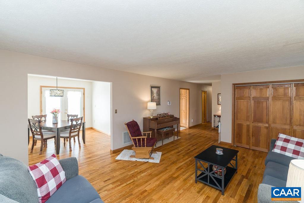 RIDGEVIEW ACRES - Residential