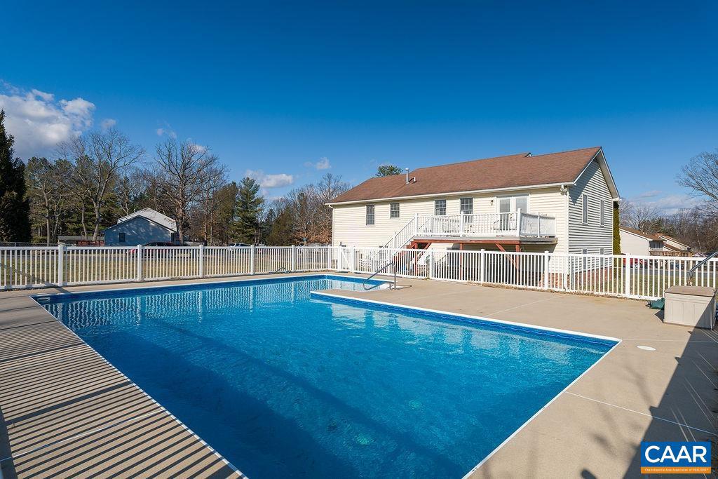 RIDGEVIEW ACRES - Residential