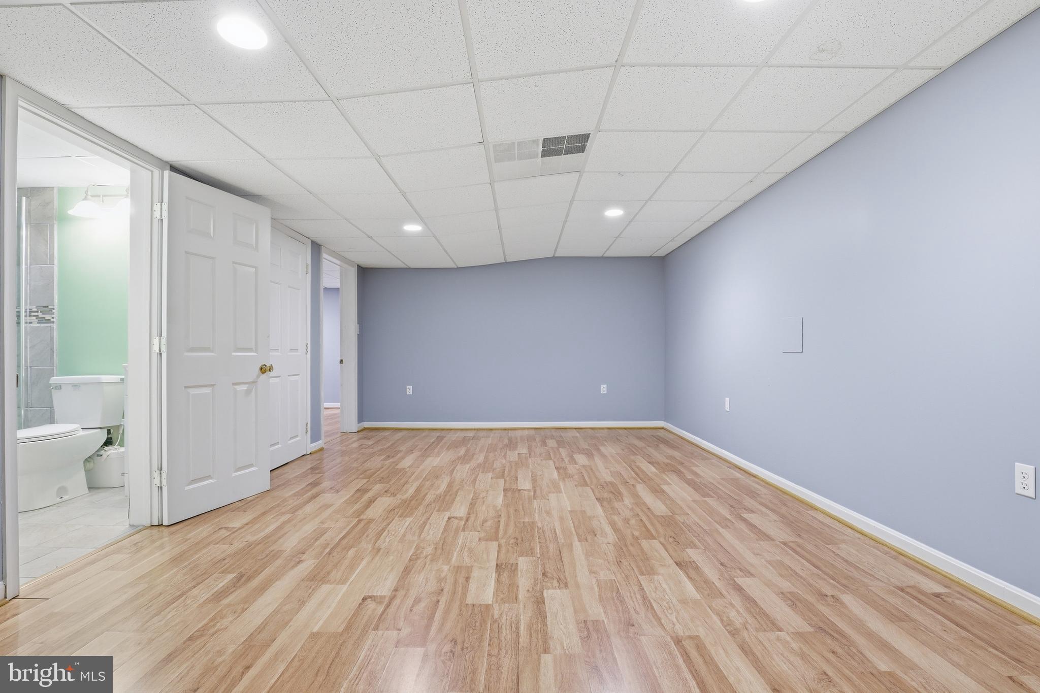 GRAND OAKS - Residential