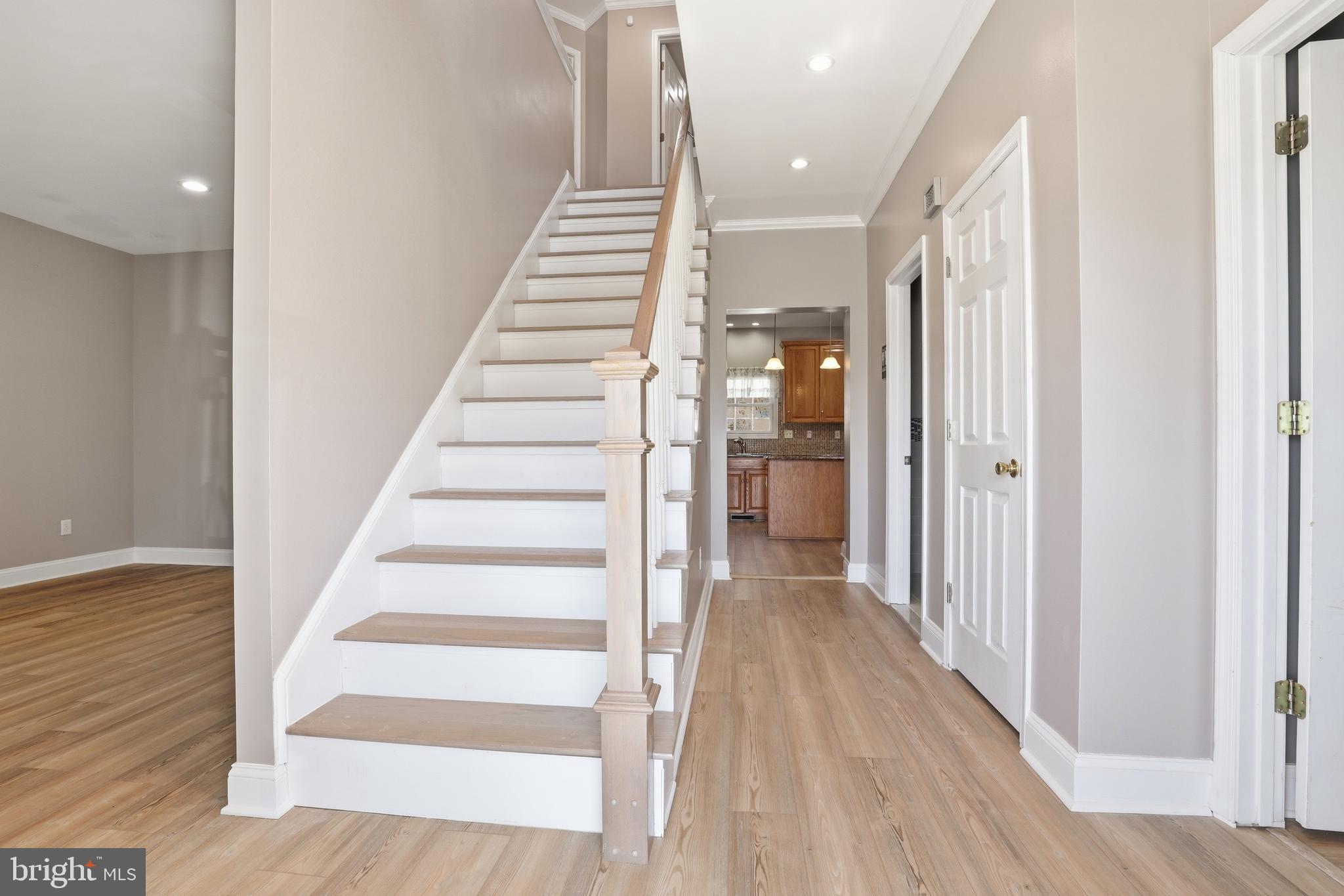 GRAND OAKS - Residential