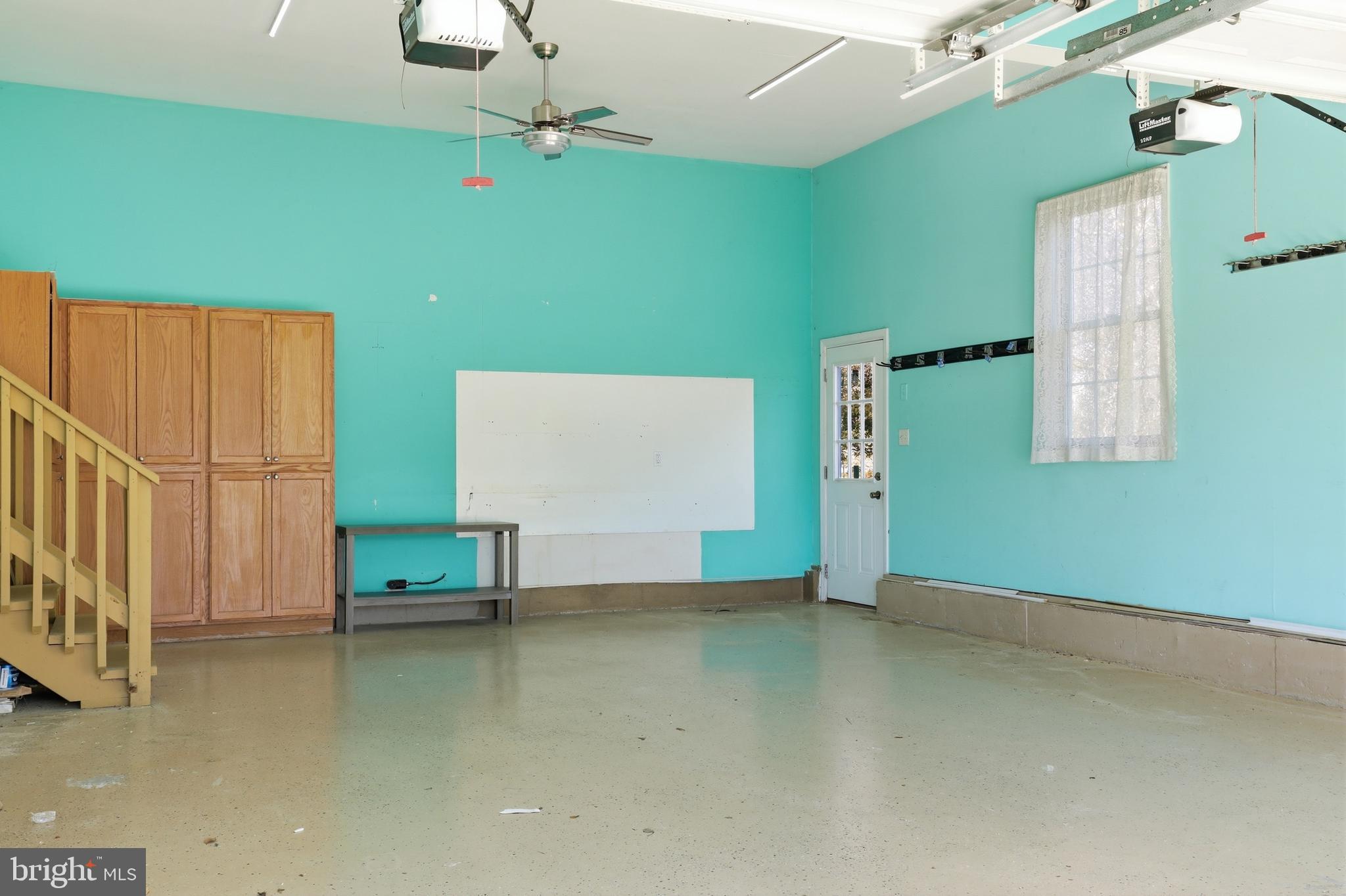 GRAND OAKS - Residential