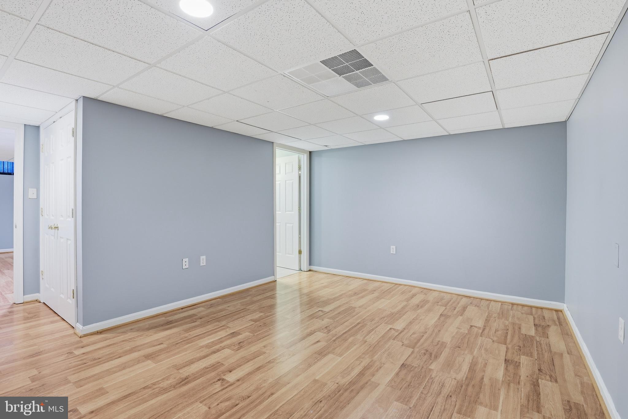 GRAND OAKS - Residential