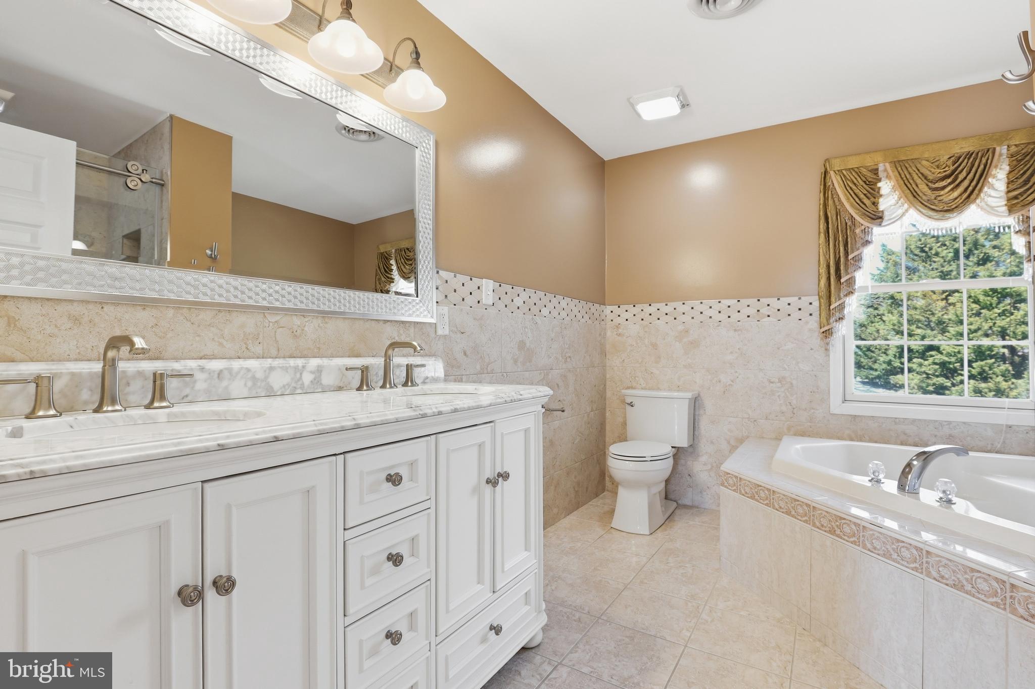 GRAND OAKS - Residential