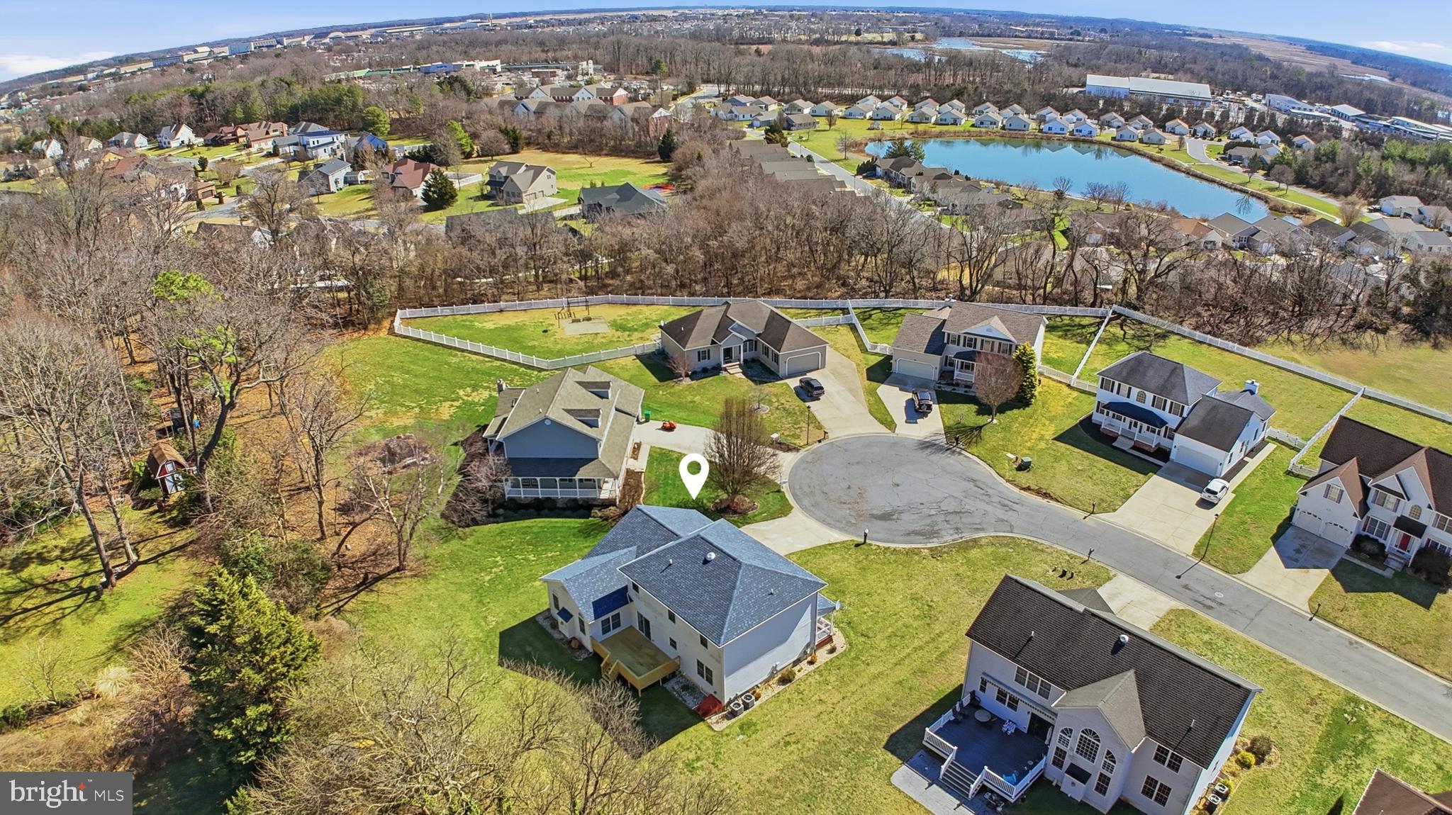 GRAND OAKS - Residential