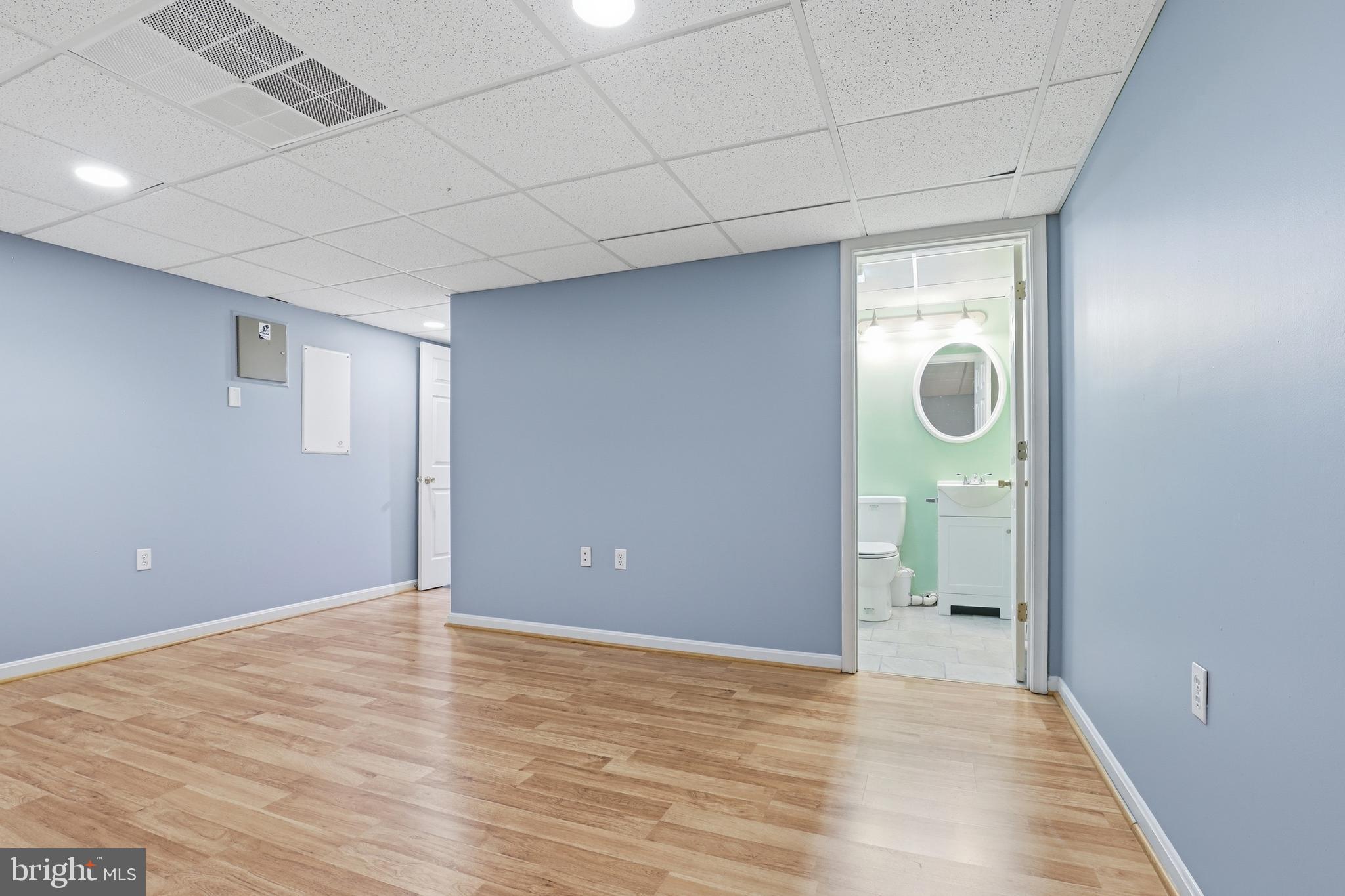 GRAND OAKS - Residential