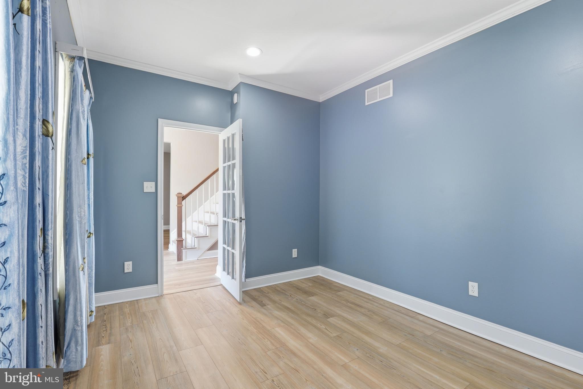 GRAND OAKS - Residential