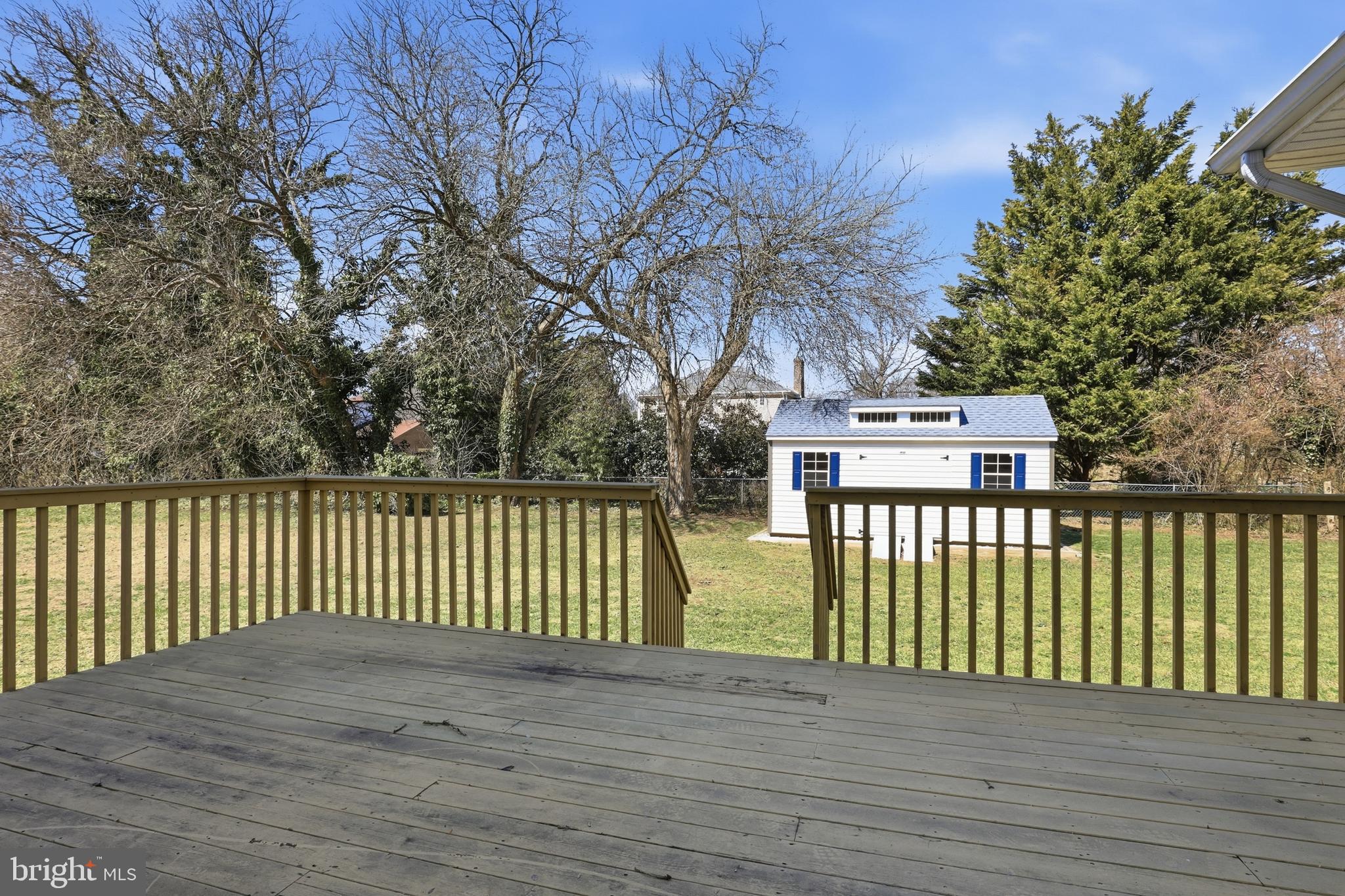 GRAND OAKS - Residential