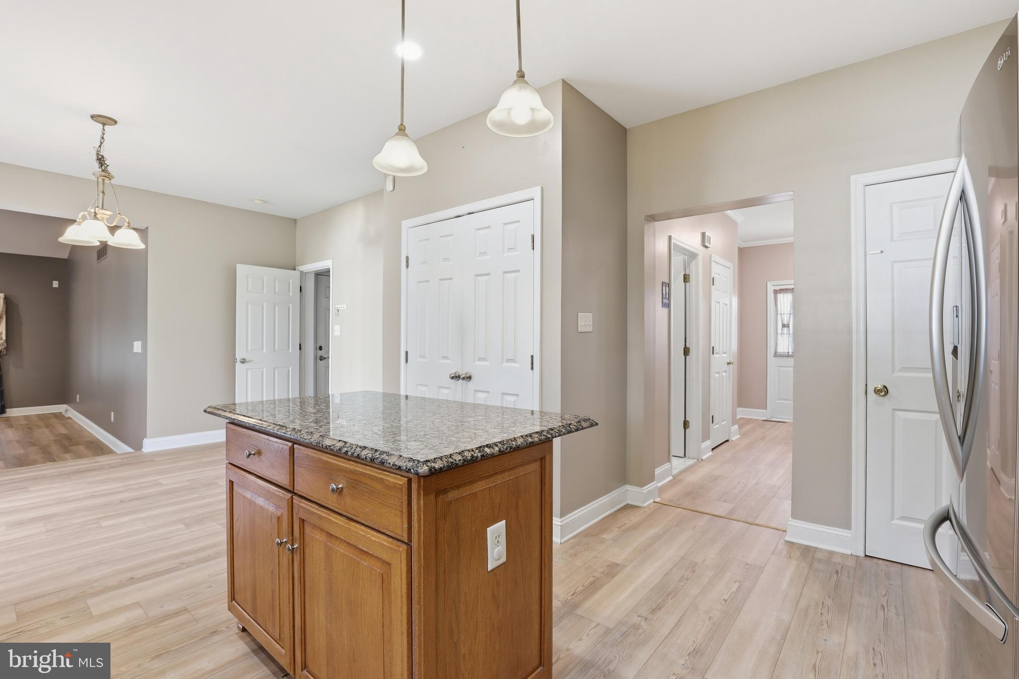 GRAND OAKS - Residential