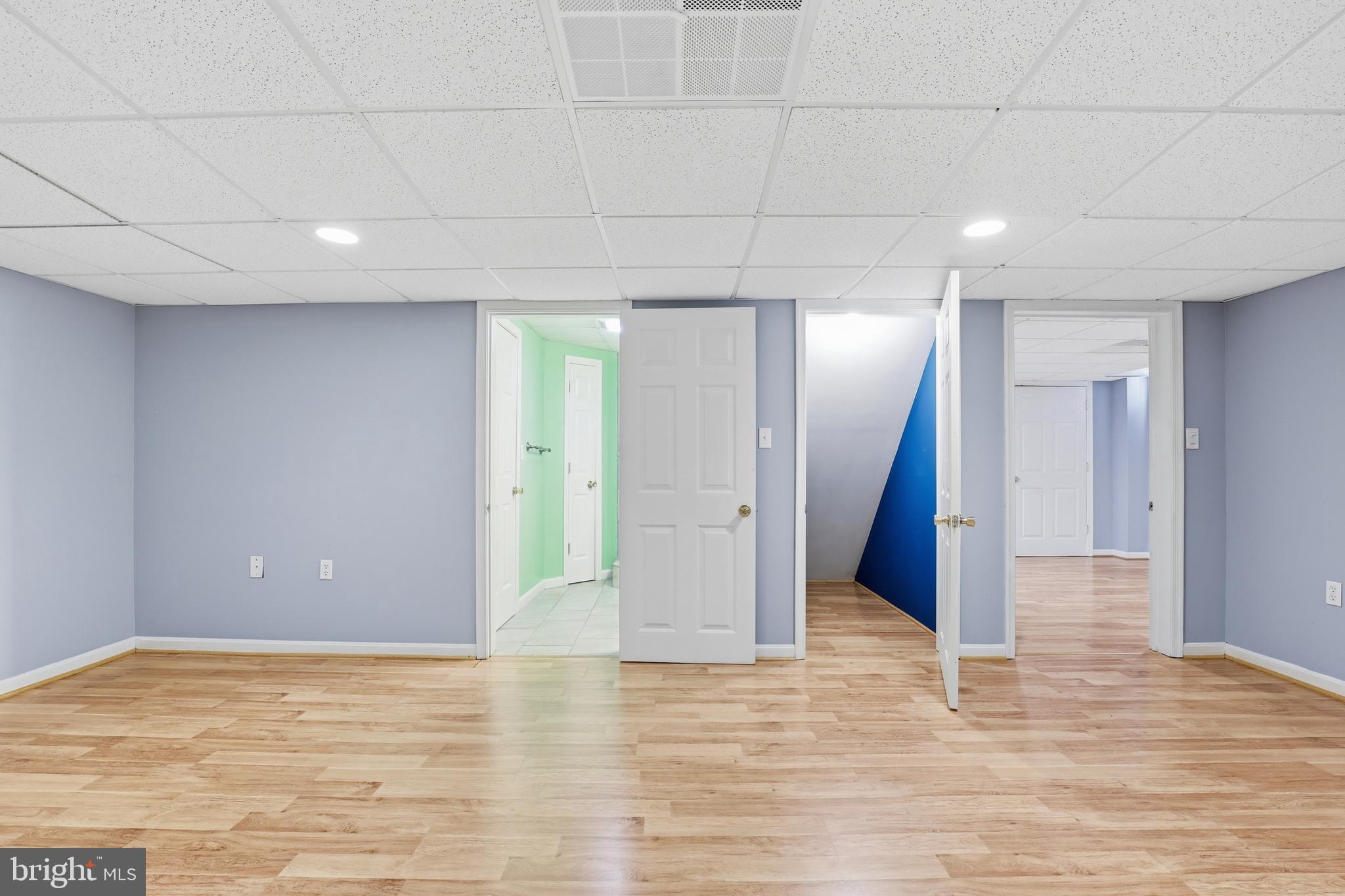 GRAND OAKS - Residential