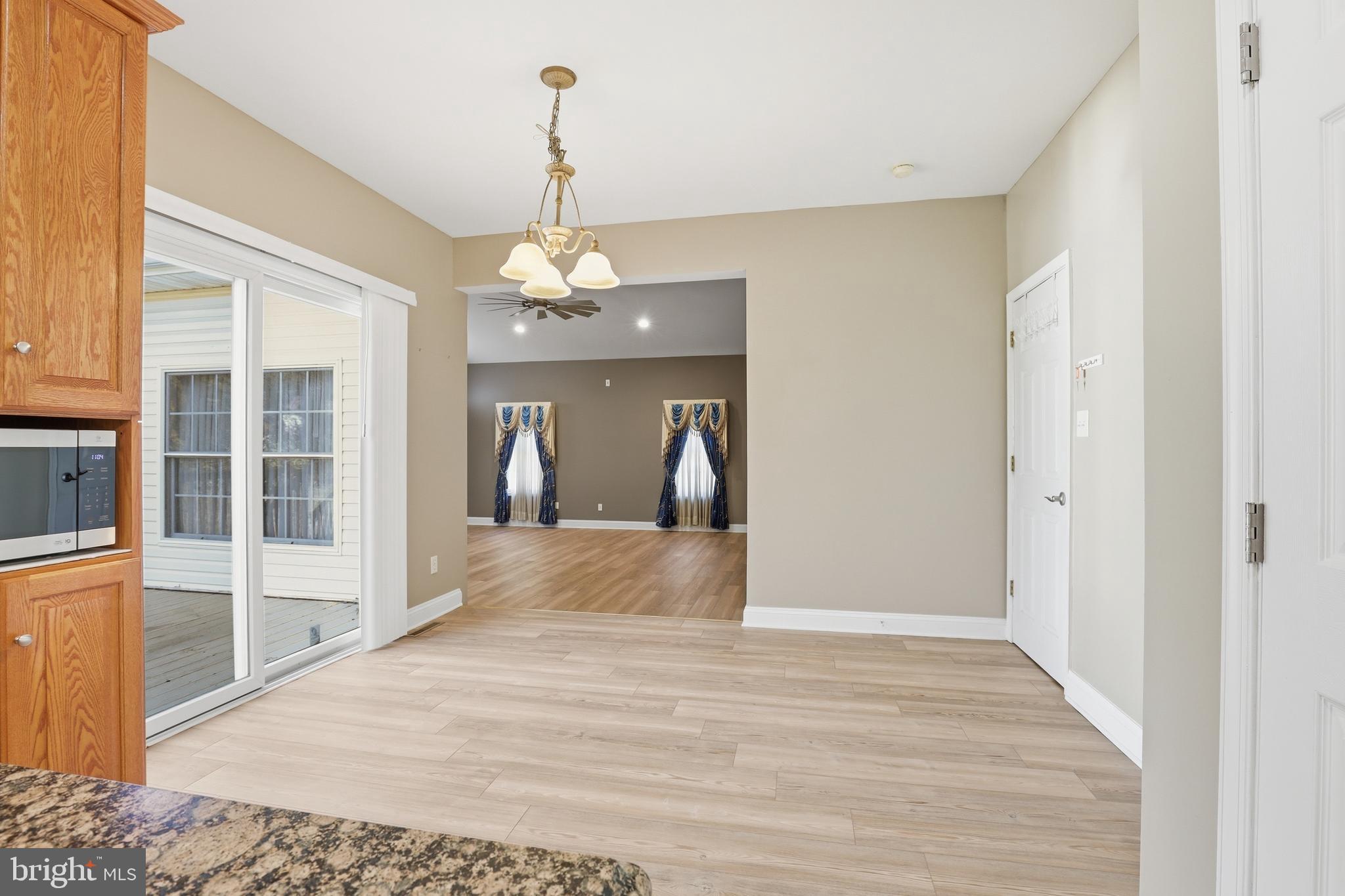 GRAND OAKS - Residential