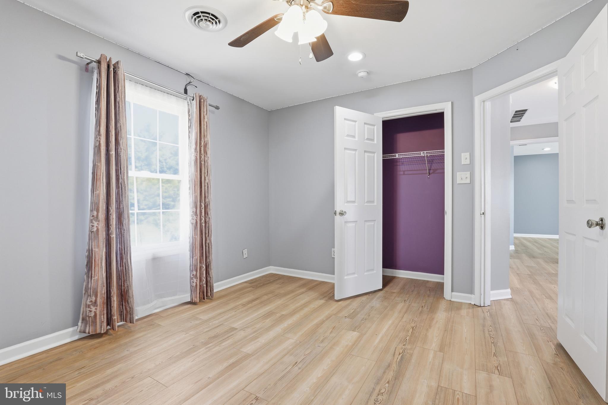 GRAND OAKS - Residential