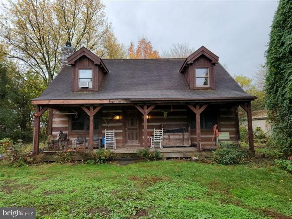 Photo of 2553 Shumaker Road, Manheim, PA 17545 (MLS # PALA2043928)