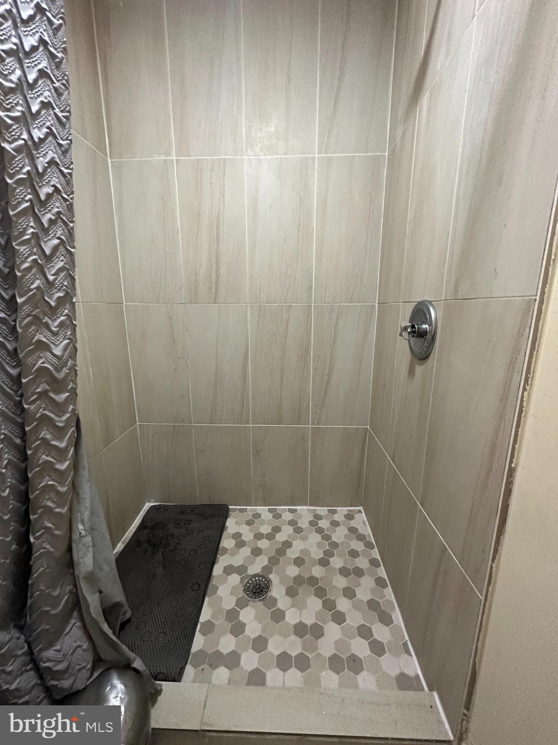 TEMPLE UNIVERSITY - Residential Income