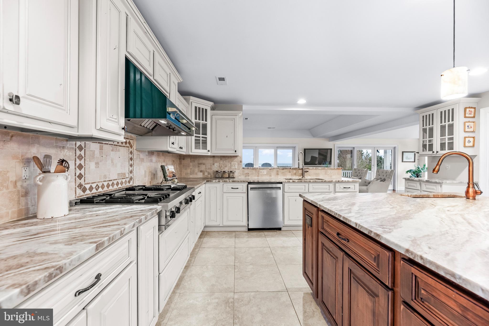 COVE POINT - Residential