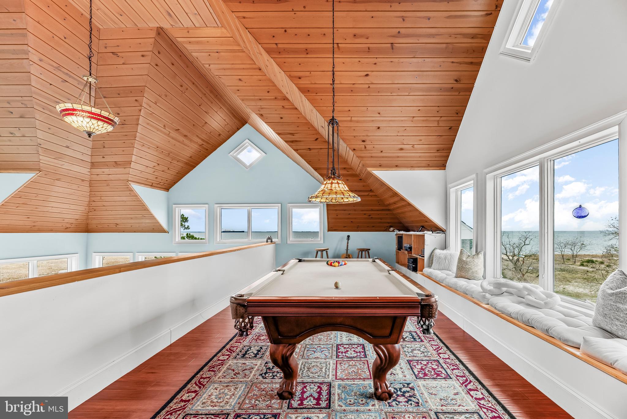 COVE POINT - Residential