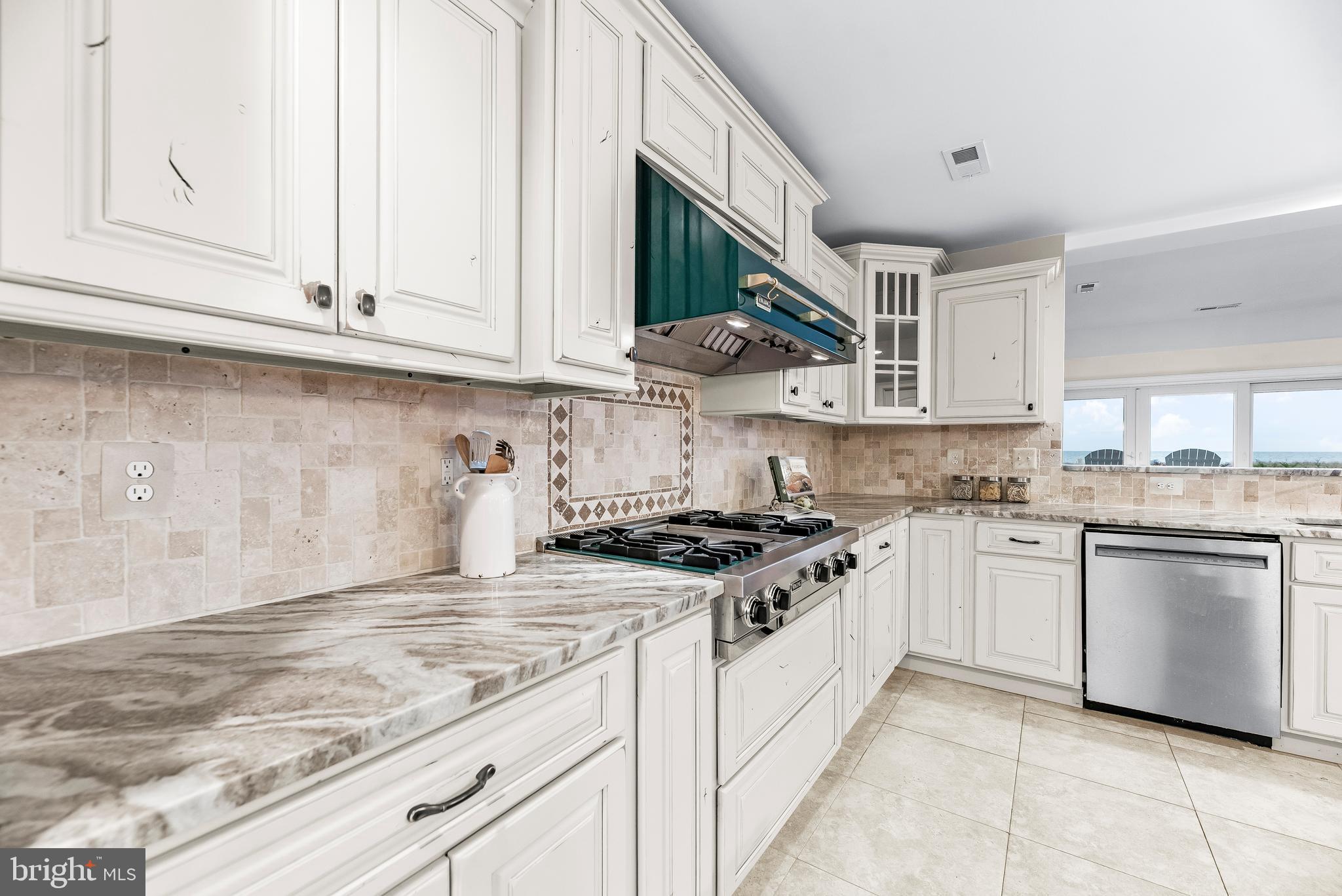 COVE POINT - Residential