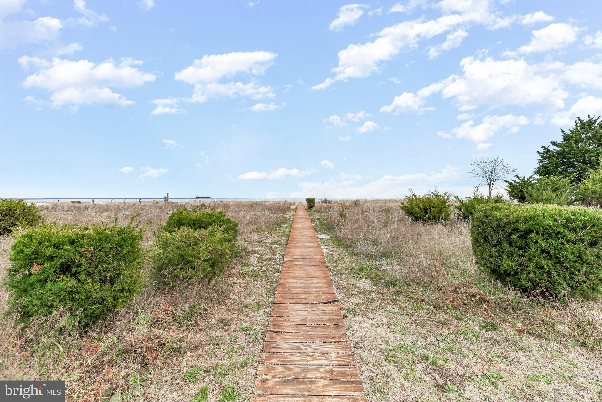 COVE POINT - Residential