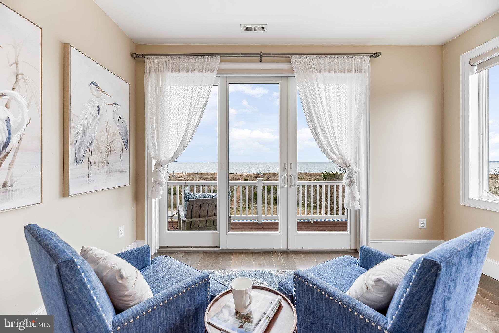 COVE POINT - Residential